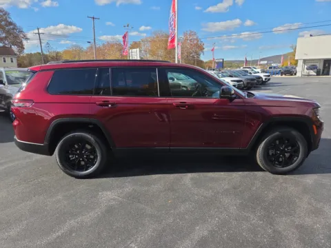 Photos of 2025 Jeep Grand Cherokee L Altitude X for sale in Hamburg, PA at Outten Chrysler Dodge Jeep RAM of Hamburg