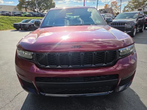 More photos of 2025 Jeep Grand Cherokee L Altitude X at Outten Chrysler Dodge Jeep RAM of Hamburg, PA