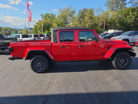 Photos of 2025 Jeep Gladiator Sport S for sale in Hamburg, PA at Outten Chrysler Dodge Jeep RAM of Hamburg