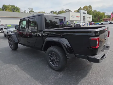 More photos of 2025 Jeep Gladiator Sport S at Outten Chrysler Dodge Jeep RAM of Hamburg, PA