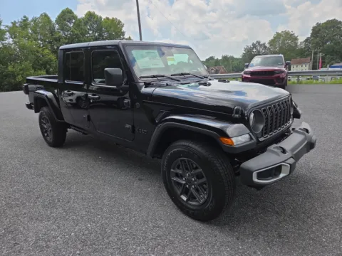Black 2025 Jeep Gladiator Sport S for sale in Hamburg, PA