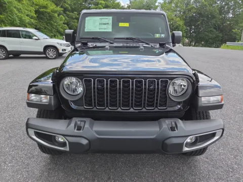 More photos of 2025 Jeep Gladiator Sport S at Outten Chrysler Dodge Jeep RAM of Hamburg, PA