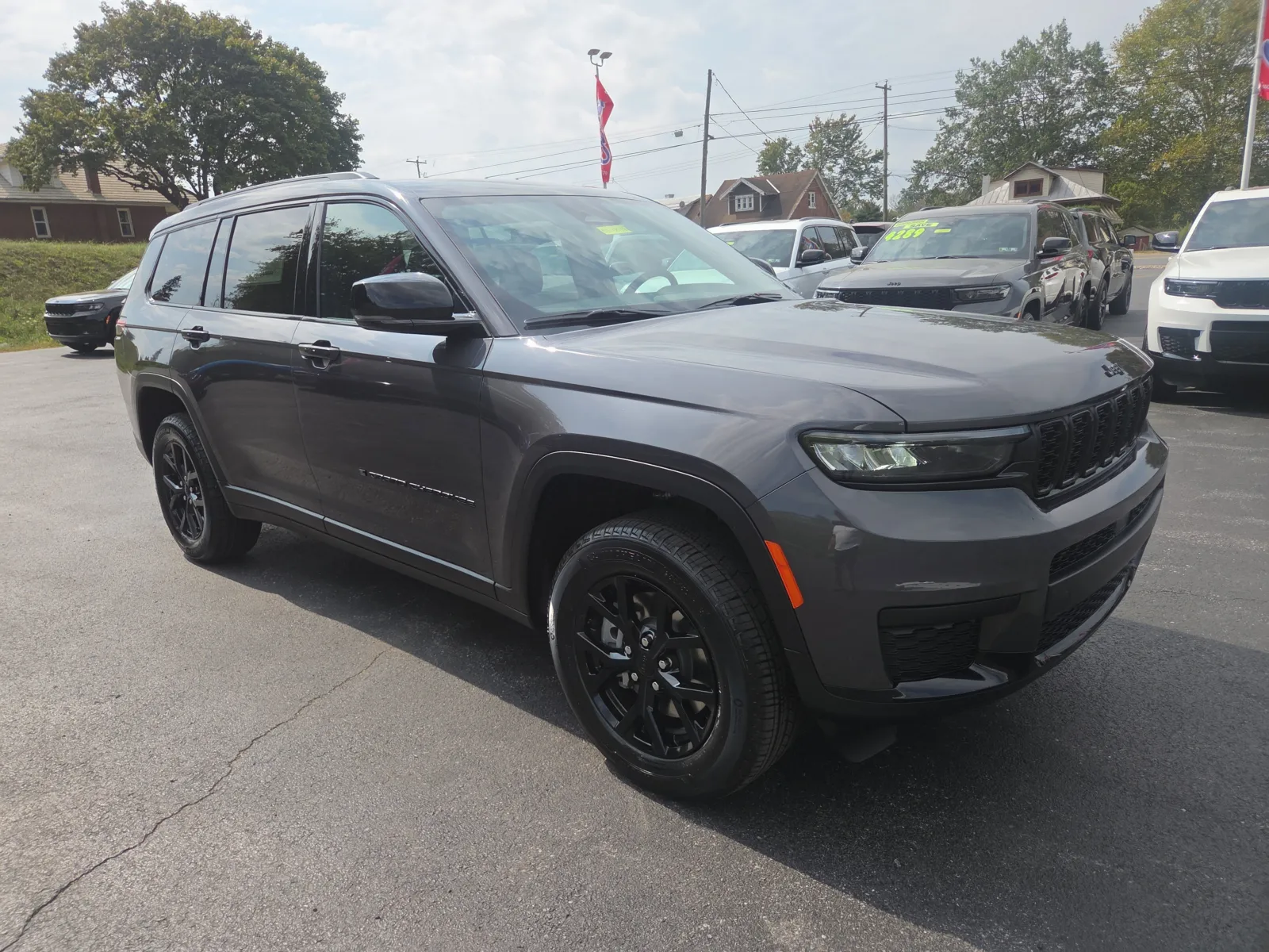 2025 Jeep Grand Cherokee L Altitude's photo
