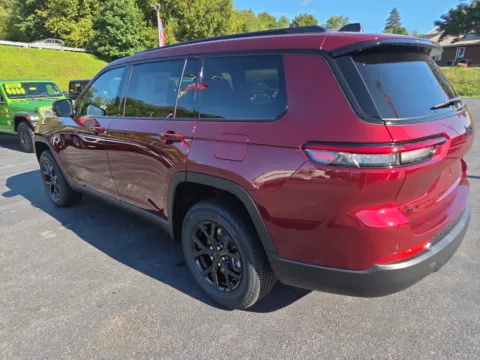 More photos of 2025 Jeep Grand Cherokee L Altitude X at Outten Chrysler Dodge Jeep RAM of Hamburg, PA