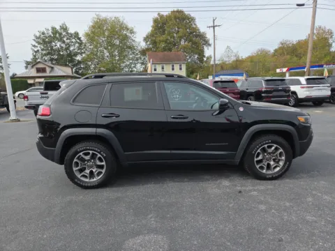Photos of 2022 Jeep Cherokee Trailhawk for sale in Hamburg, PA at Outten Chrysler Dodge Jeep RAM of Hamburg