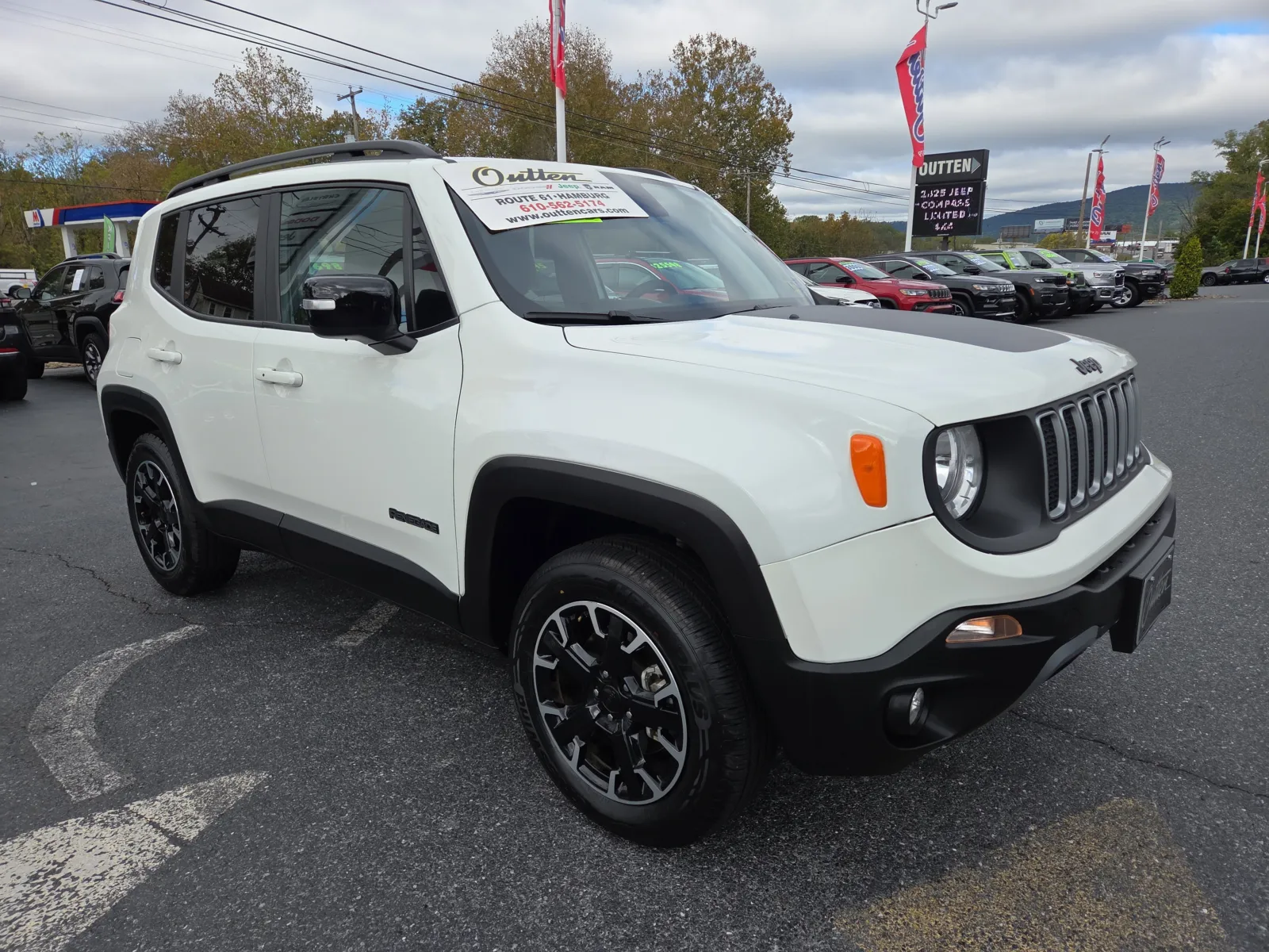 White 2023 Jeep Renegade (RED) Edition for sale in Hamburg, PA
