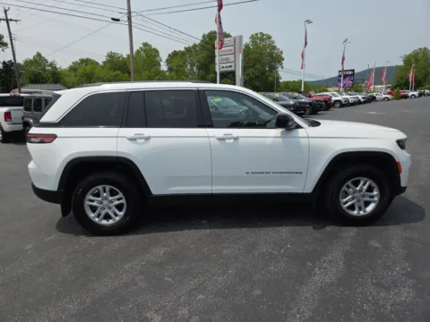 Photos of 2022 Jeep Grand Cherokee Laredo for sale in Hamburg, PA at Outten Chrysler Dodge Jeep RAM of Hamburg