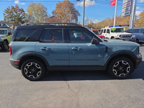 Photos of 2022 Ford Bronco Sport Outer Banks for sale in Hamburg, PA at Outten Chrysler Dodge Jeep RAM of Hamburg