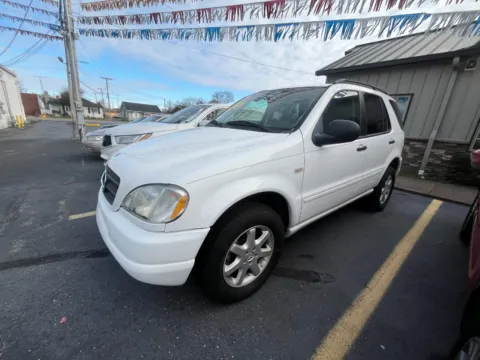 Photos of 1999 MERCEDES-BENZ ML 430 for sale in Scottsburg, IN at Jeffrey's Auto Exchange, Inc.