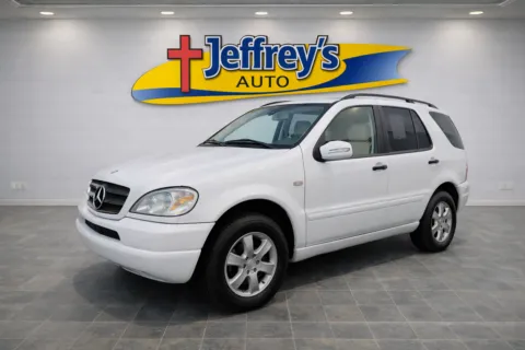 White 1999 MERCEDES-BENZ ML 430 for sale in Scottsburg, IN