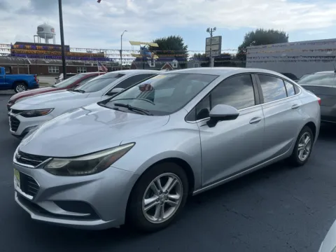 Silver 2017 CHEVROLET CRUZE LT for sale in Scottsburg, IN