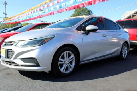 Silver 2017 CHEVROLET CRUZE LT for sale in Scottsburg, IN