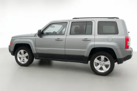 Another view of 2011 JEEP PATRIOT LATITUDE X for sale in Scottsburg, IN at Jeffrey's Auto Exchange, Inc.