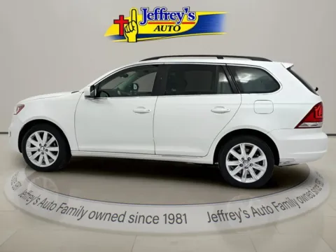 Photos of 2013 VOLKSWAGEN JETTA SPORTWAGEN S PZEV for sale in Scottsburg, IN at Jeffrey's Auto Exchange, Inc.