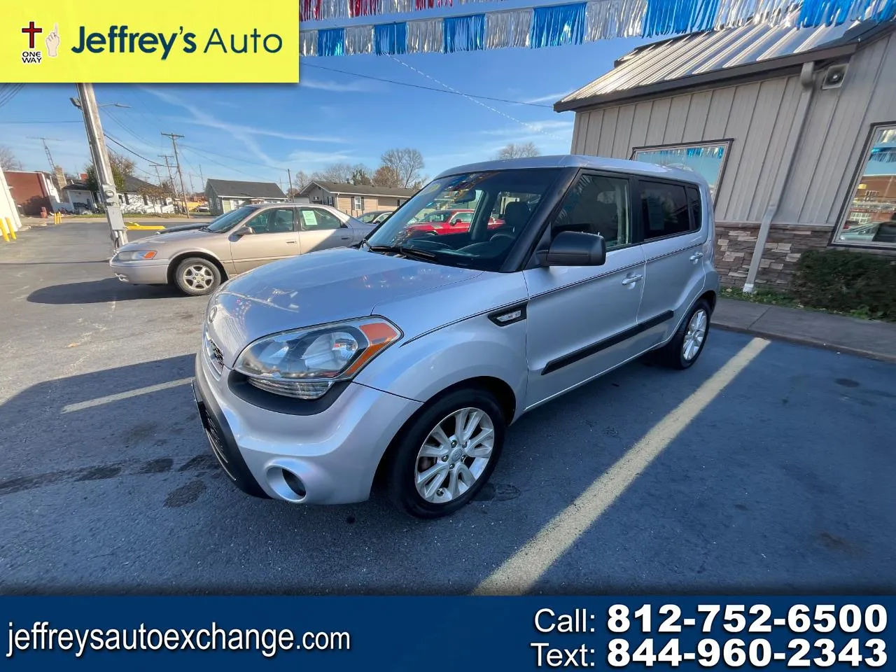 Silver 2013 KIA SOUL BASE for sale in Scottsburg, IN