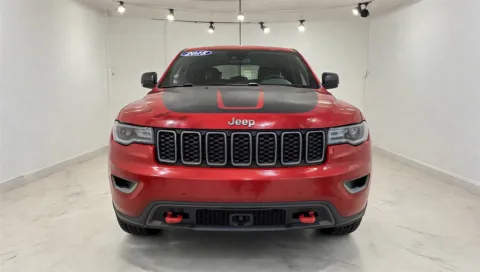 Another view of 2018 JEEP GRAND CHEROKEE TRAILHAWK for sale in Scottsburg, IN at Jeffrey's Auto Exchange, Inc.