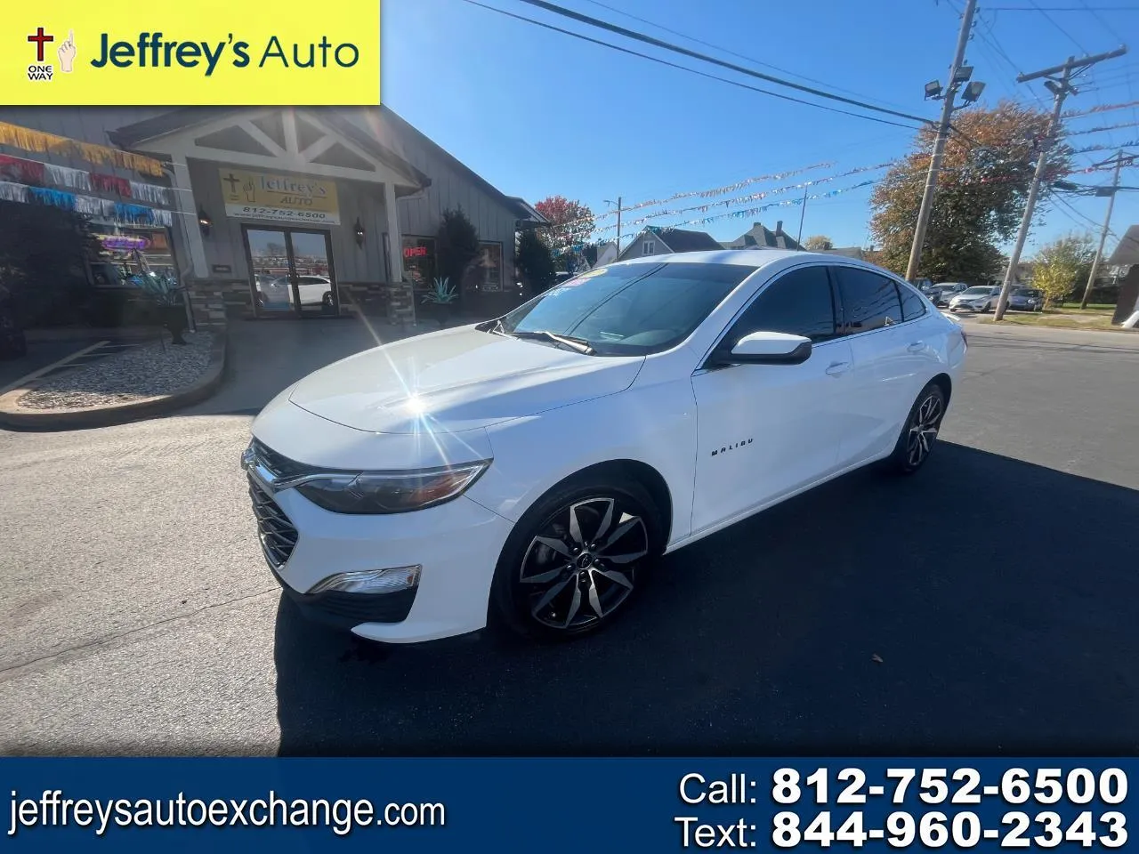 White 2022 CHEVROLET MALIBU RS for sale in Scottsburg, IN