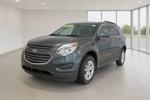 Gray 2017 CHEVROLET EQUINOX LT for sale in Scottsburg, IN