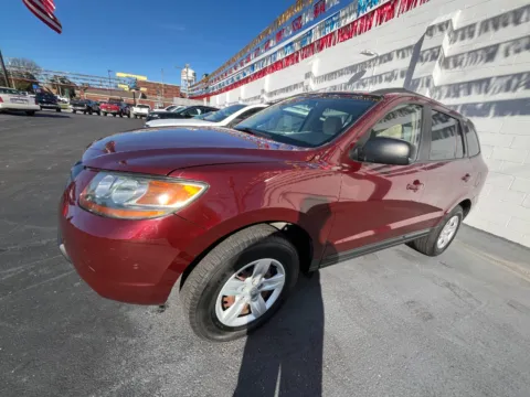 Photos of 2009 HYUNDAI SANTA FE GLS for sale in Scottsburg, IN at Jeffrey's Auto Exchange, Inc.