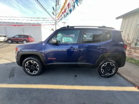 Another view of 2016 JEEP RENEGADE Trailhawk for sale in Scottsburg, IN at Jeffrey's Auto Exchange, Inc.