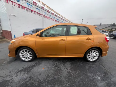 Another view of 2009 TOYOTA MATRIX S for sale in Scottsburg, IN at Jeffrey's Auto Exchange, Inc.