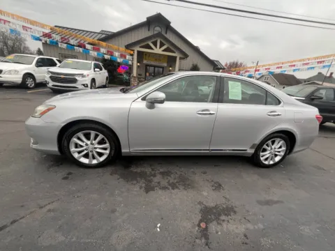 Another view of 2011 LEXUS ES 350 BASE for sale in Scottsburg, IN at Jeffrey's Auto Exchange, Inc.