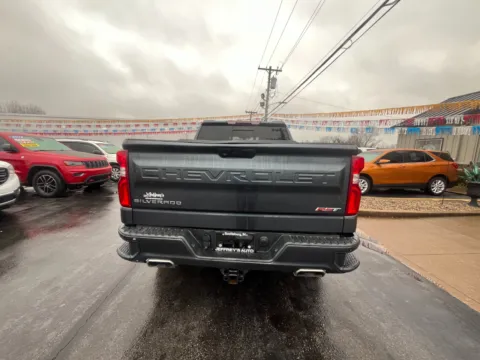 More photos of 2019 CHEVROLET SILVERADO 1500 RST at Jeffrey's Auto Exchange, Inc., IN