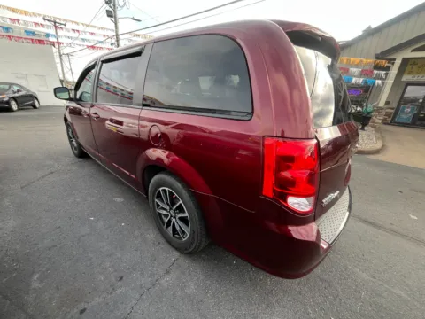 More photos of 2018 DODGE GRAND CARAVAN SXT at Jeffrey's Auto Exchange, Inc., IN