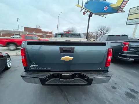 More photos of 2013 CHEVROLET SILVERADO 1500 WORK TRUCK at Jeffrey's Auto Exchange, Inc., IN