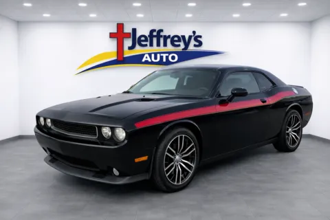 Black 2013 DODGE CHALLENGER SXT for sale in Scottsburg, IN