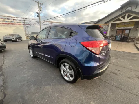 More photos of 2016 HONDA HR-V EX-L W/NAVI at Jeffrey's Auto Exchange, Inc., IN