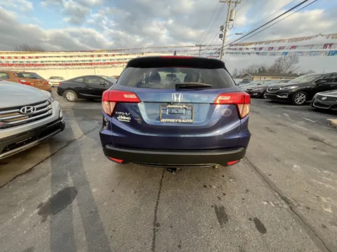 More photos of 2016 HONDA HR-V EX-L W/NAVI at Jeffrey's Auto Exchange, Inc., IN