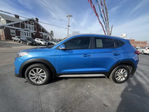Another view of 2017 HYUNDAI TUCSON SE for sale in Scottsburg, IN at Jeffrey's Auto Exchange, Inc.