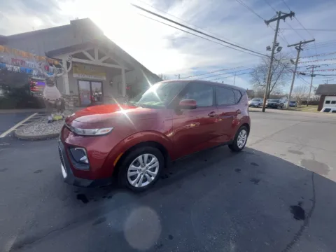 Photos of 2020 KIA SOUL LX for sale in Scottsburg, IN at Jeffrey's Auto Exchange, Inc.