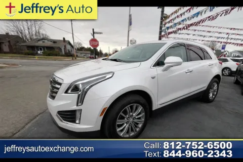 White 2017 CADILLAC XT5 LUXURY for sale in Scottsburg, IN