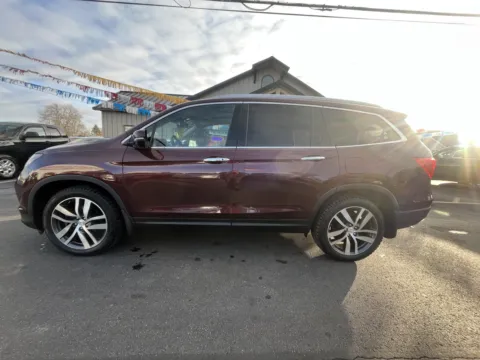 Photos of 2016 HONDA PILOT TOURING for sale in Scottsburg, IN at Jeffrey's Auto Exchange, Inc.