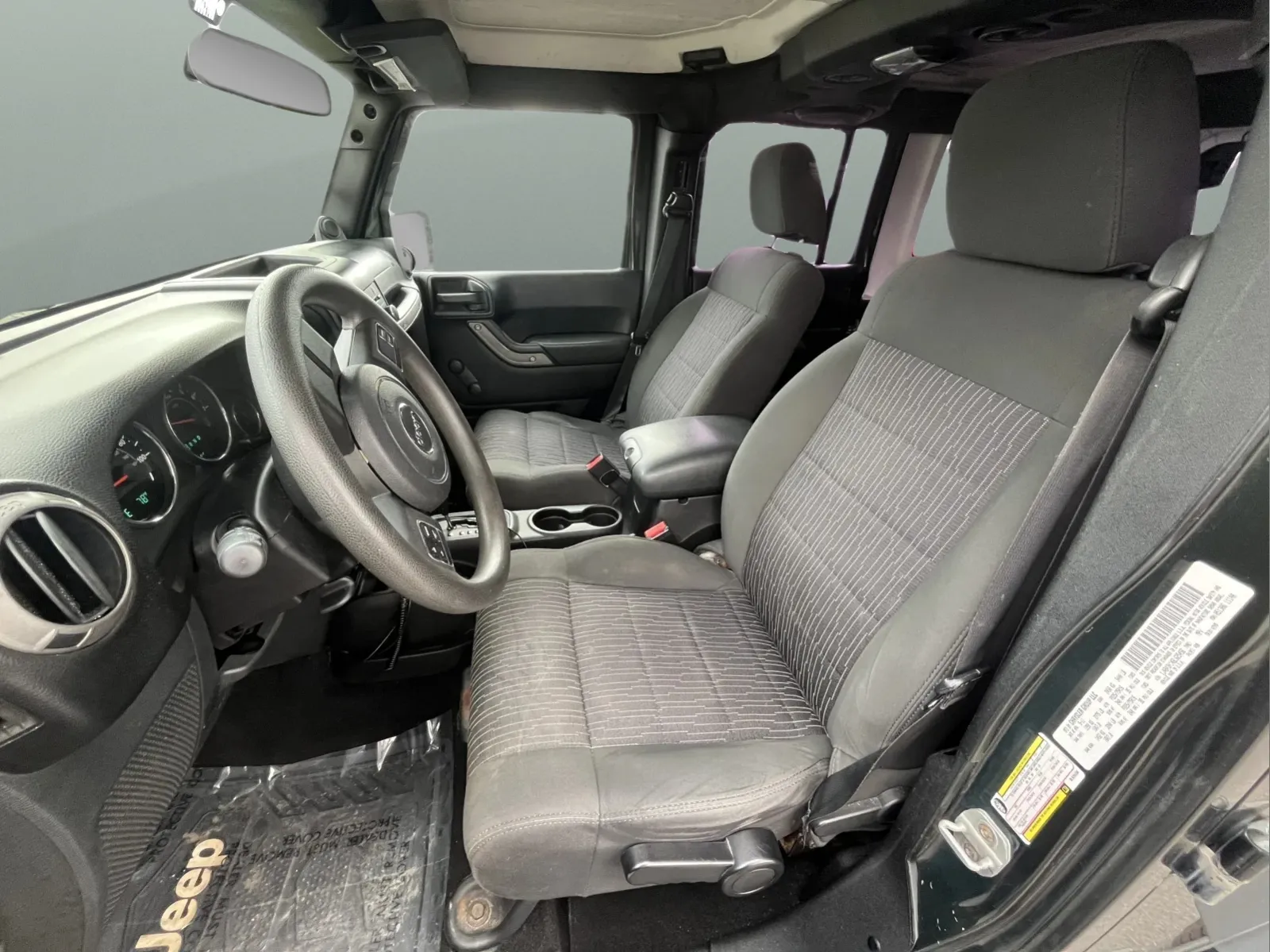 2011 Jeep Wrangler Unlimited Sport - Photo 11