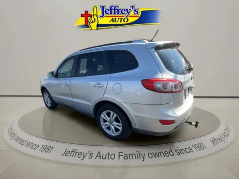 Another view of 2011 HYUNDAI SANTA FE SE for sale in Scottsburg, IN at Jeffrey's Auto Exchange, Inc.