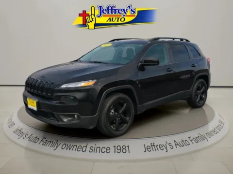 Black 2016 JEEP CHEROKEE LIMITED for sale in Scottsburg, IN