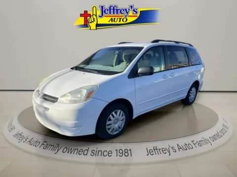Photos of 2005 TOYOTA SIENNA CE 7 PASSENGER for sale in Scottsburg, IN at Jeffrey's Auto Exchange, Inc.