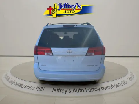 More photos of 2005 TOYOTA SIENNA CE 7 PASSENGER at Jeffrey's Auto Exchange, Inc., IN