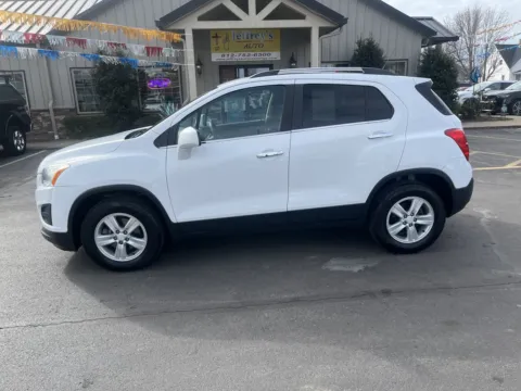 Another view of 2016 CHEVROLET TRAX LT for sale in Scottsburg, IN at Jeffrey's Auto Exchange, Inc.