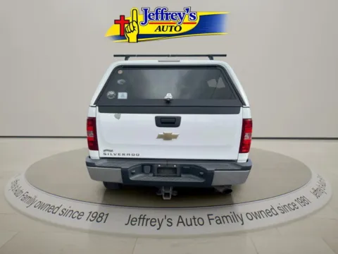 More photos of 2011 CHEVROLET SILVERADO 2500H WORK TRUCK at Jeffrey's Auto Exchange, Inc., IN