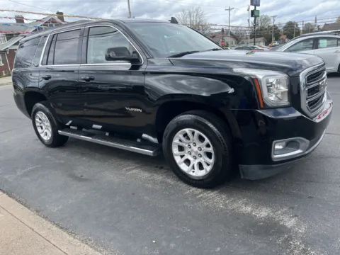 Another view of 2017 GMC YUKON SLT for sale in Scottsburg, IN at Jeffrey's Auto Exchange, Inc.