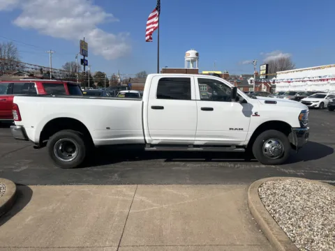 More photos of 2020 RAM 3500 TRADESMAN at Jeffrey's Auto Exchange, Inc., IN