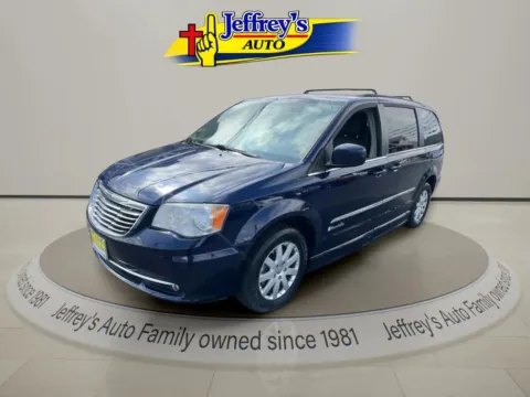 Photos of 2014 CHRYSLER TOWN AND COUNTR TOURING for sale in Scottsburg, IN at Jeffrey's Auto Exchange, Inc.