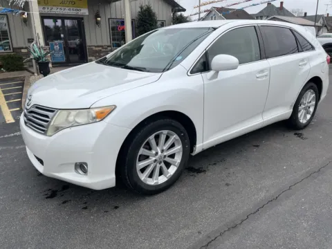 Photos of 2011 TOYOTA VENZA FWD 4CYL for sale in Scottsburg, IN at Jeffrey's Auto Exchange, Inc.