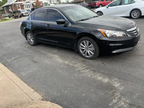 Another view of 2011 HONDA ACCORD EX-L for sale in Scottsburg, IN at Jeffrey's Auto Exchange, Inc.