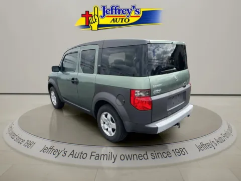 More photos of 2004 HONDA ELEMENT EX at Jeffrey's Auto Exchange, Inc., IN