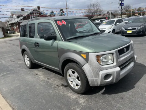 More photos of 2004 HONDA ELEMENT EX at Jeffrey's Auto Exchange, Inc., IN